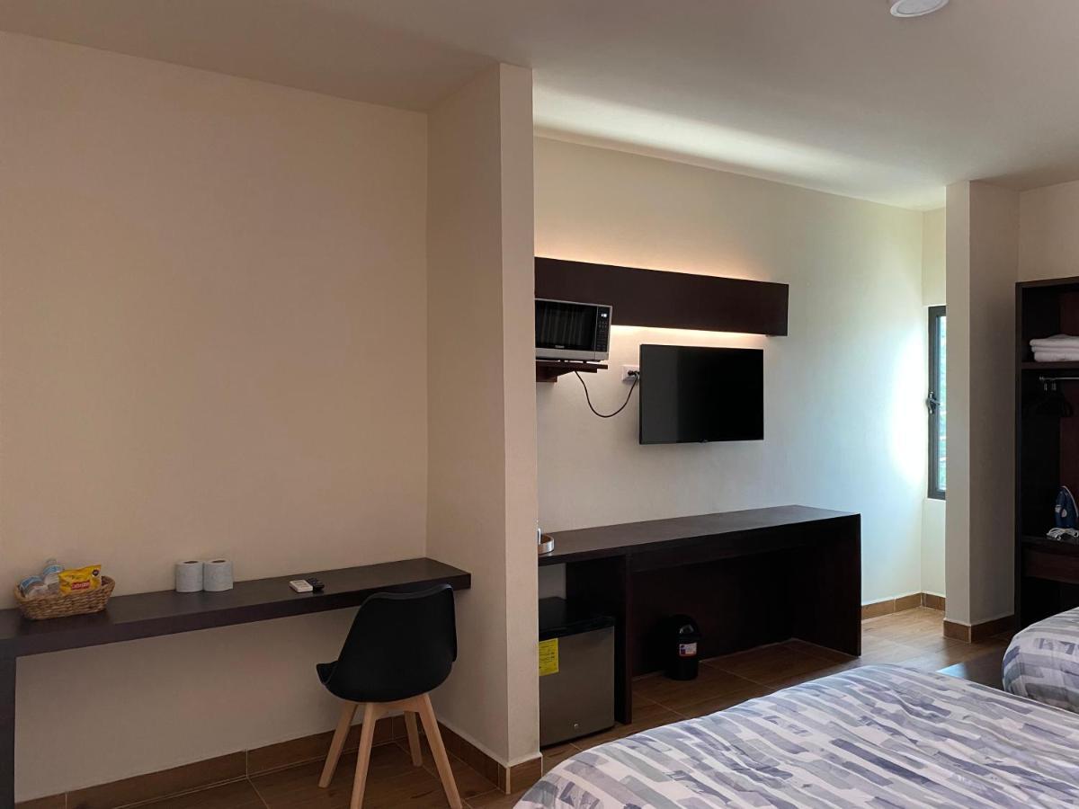 Huasteca Em Suites 시우다드 발레스 외부 사진
